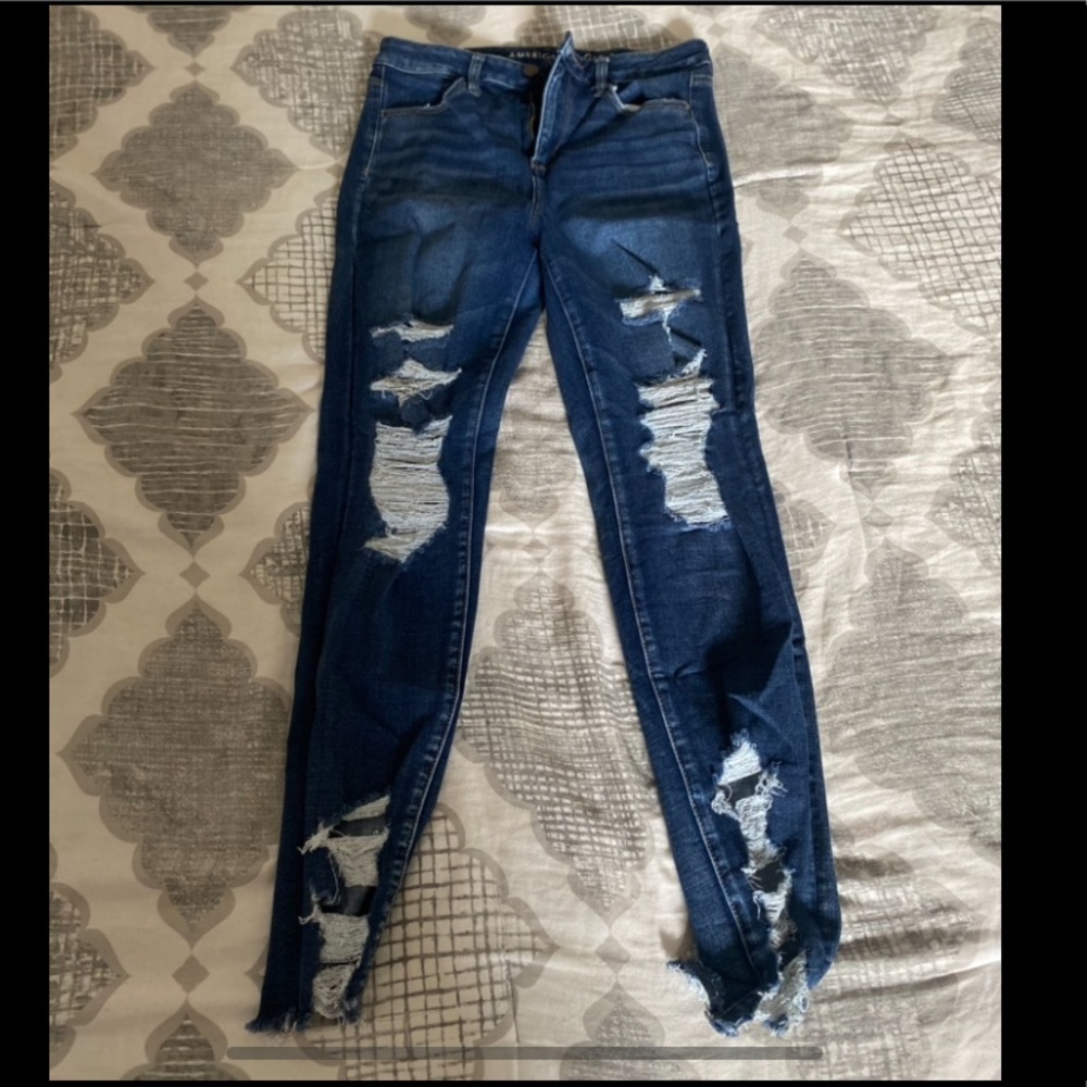 Size 10 Women’s American Eagle cropped jeggings